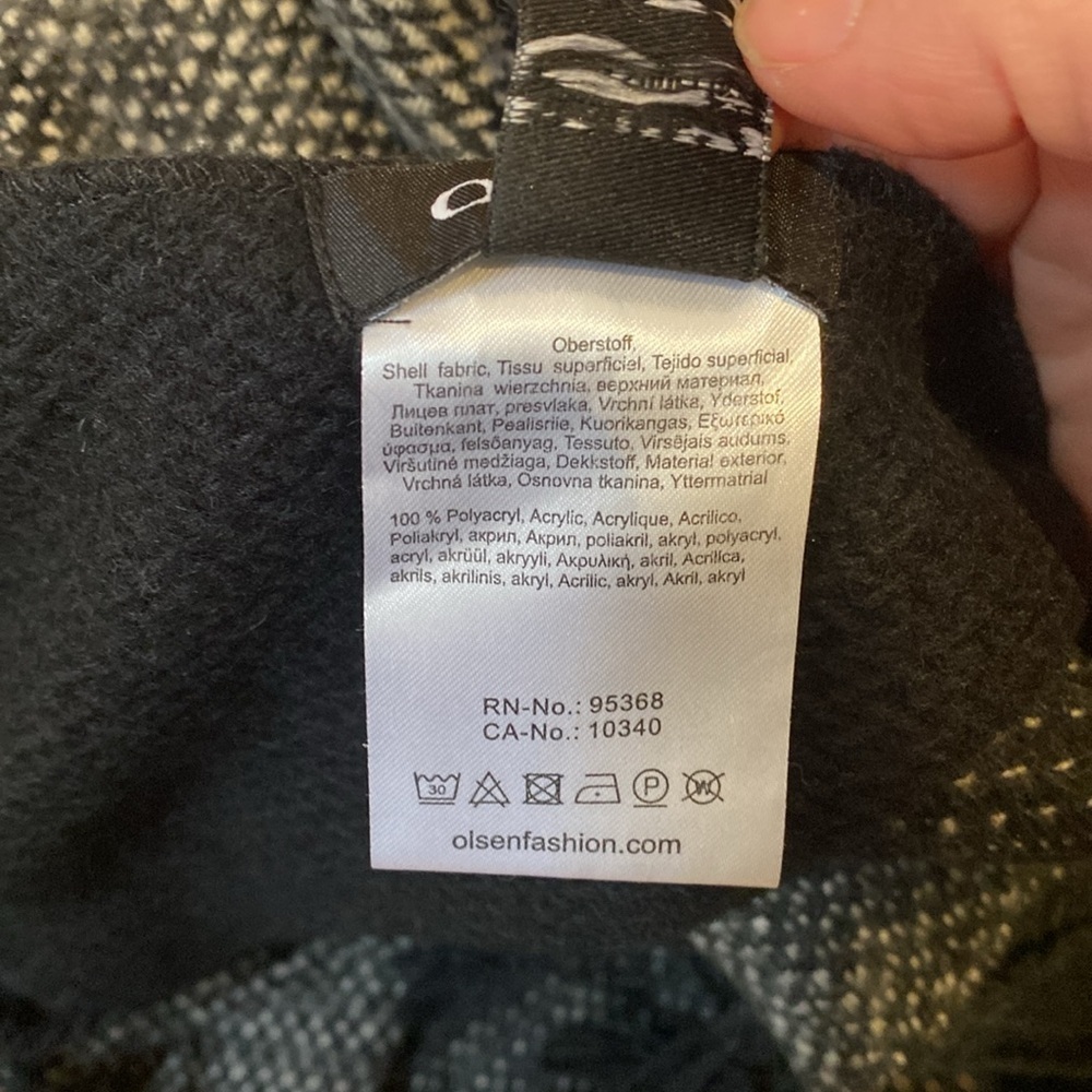 🤍 Olsen Europe cape Wrap - Picture 5 of 5